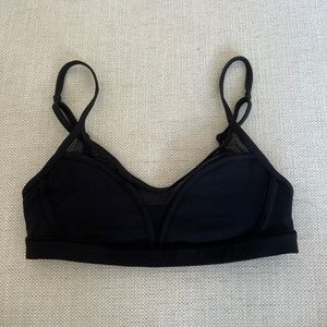 Lululemon Cropped Sports Bra Top Size 4